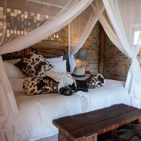 Morakane Safari Lodge Vryburg ภายนอก รูปภาพ