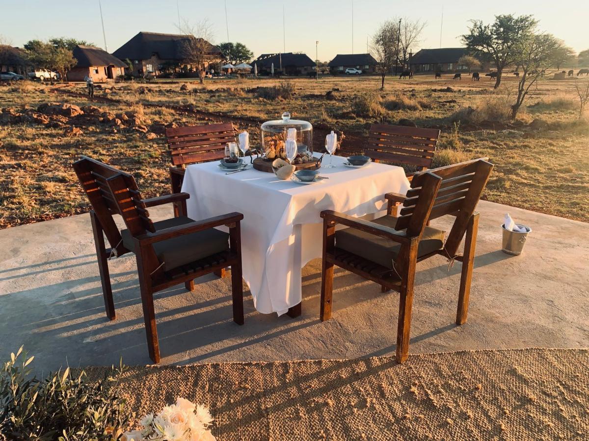 Morakane Safari Lodge Vryburg ภายนอก รูปภาพ