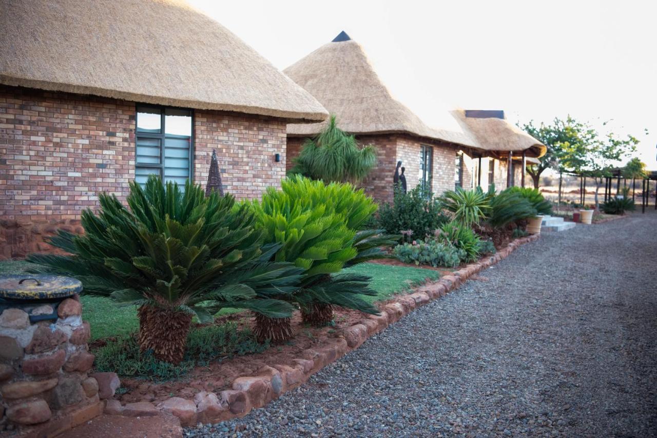 Morakane Safari Lodge Vryburg ภายนอก รูปภาพ