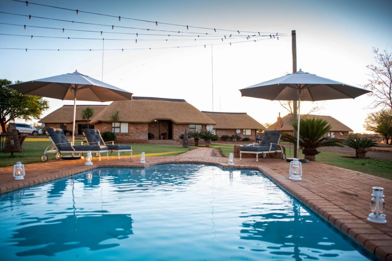 Morakane Safari Lodge Vryburg ภายนอก รูปภาพ