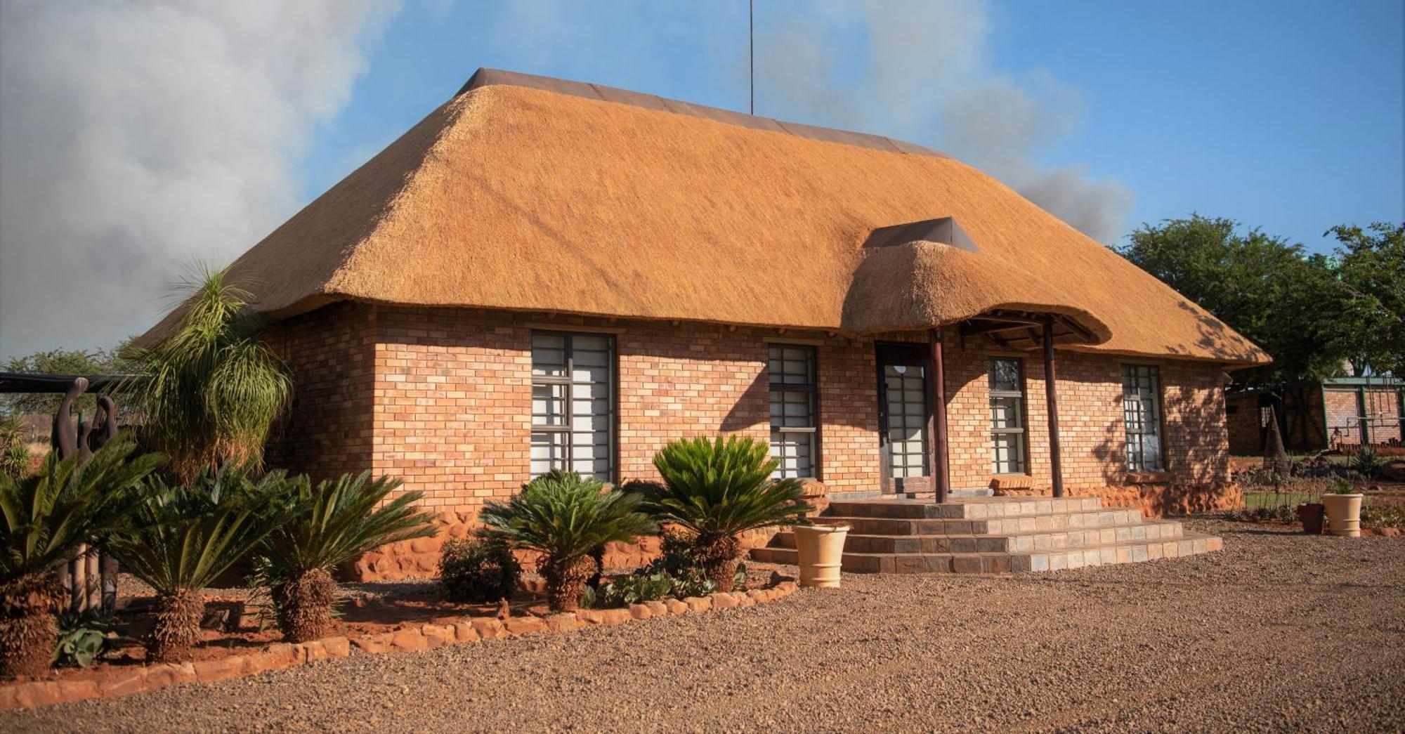 Morakane Safari Lodge Vryburg ห้อง รูปภาพ